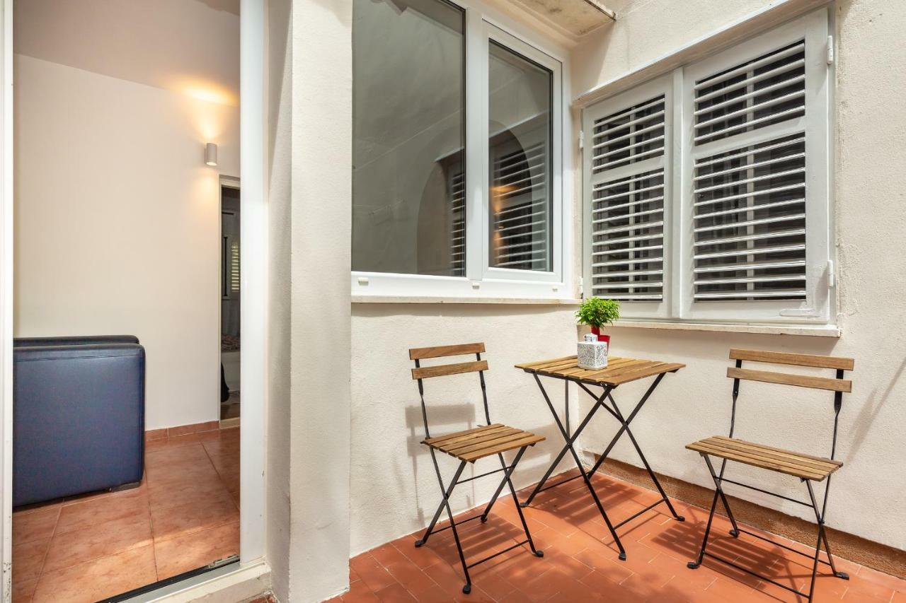Relax - 1.4km From The Old Town Apartma *
