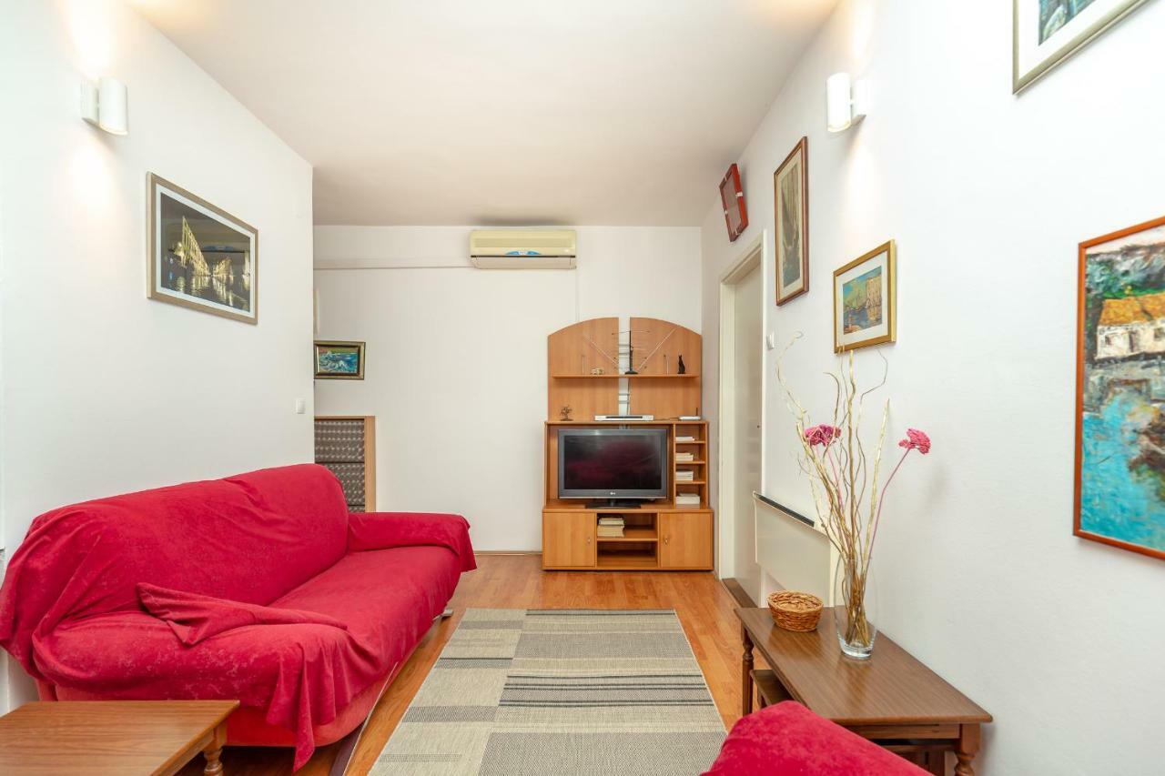 Apartmán Relax - 1.4km From The Old Town *